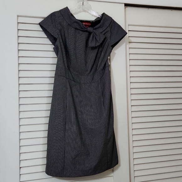 Merona Dresses & Skirts - Merona a line midi dress